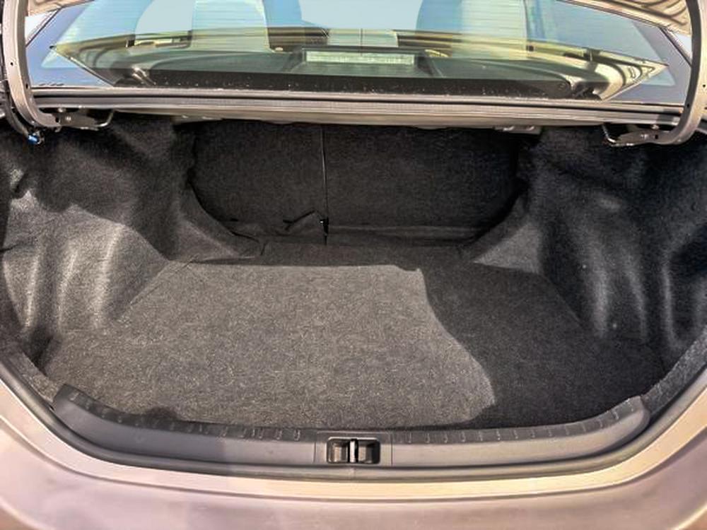 Toyota Corolla CE 2016 d&rsquo;occasion à vendre - 31