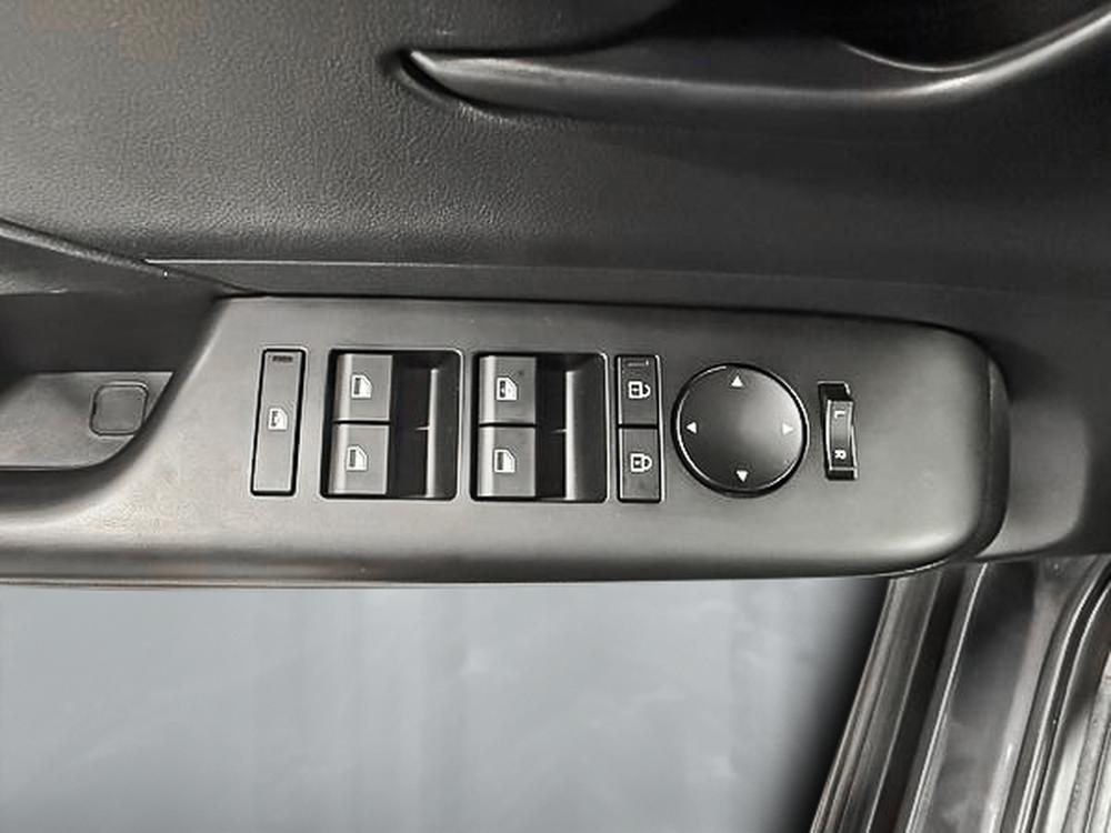 Hyundai Kona 2.0L ESSENTIAL AWD 2024 d&rsquo;occasion à vendre - 14