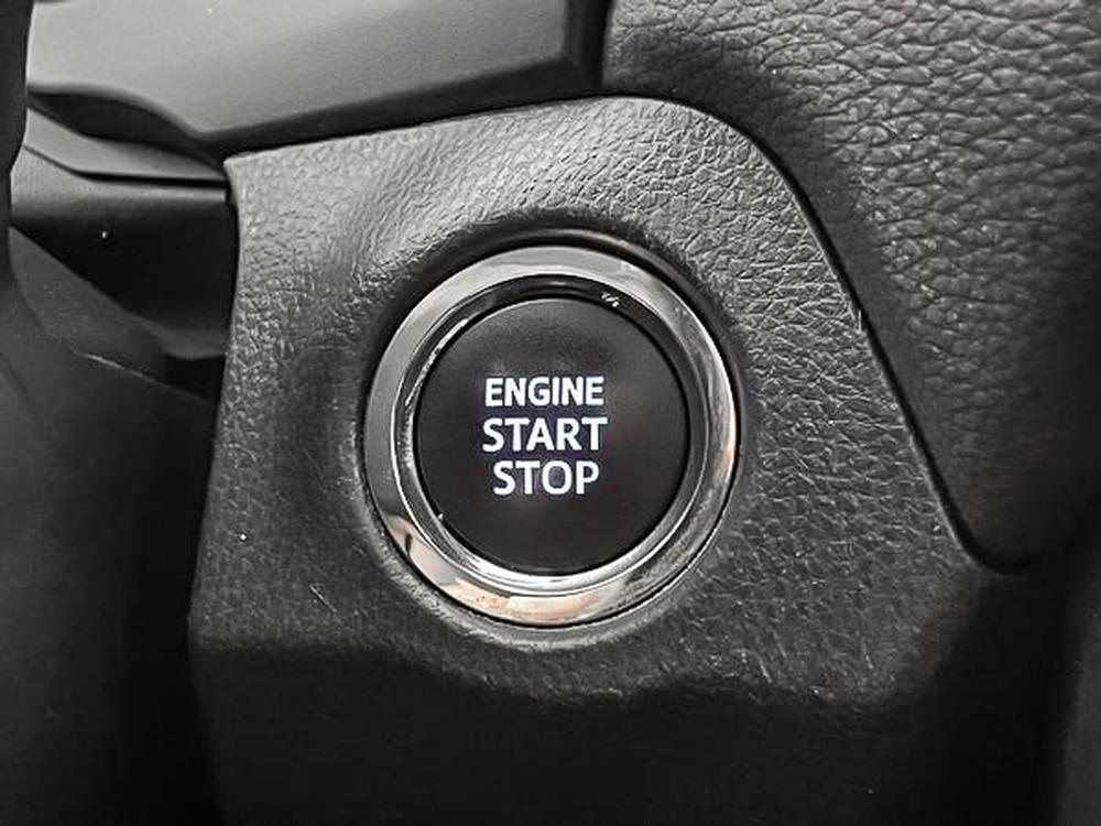 Toyota RAV4 XLE AWD 2021 d&rsquo;occasion à vendre - 23