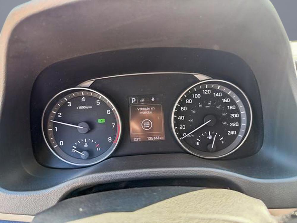 Hyundai Elantra GLS 2017 d&rsquo;occasion à vendre - 23