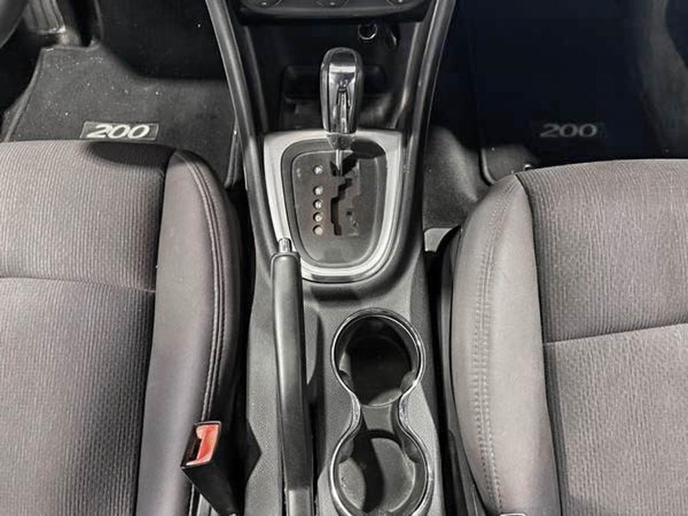 Chrysler 200 Touring convertible 2013 d&rsquo;occasion à vendre - 27