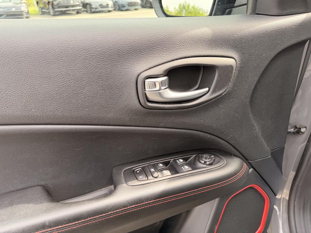 Jeep Compass TRAILHAWK AWD 2020 d&rsquo;occasion à vendre - 14