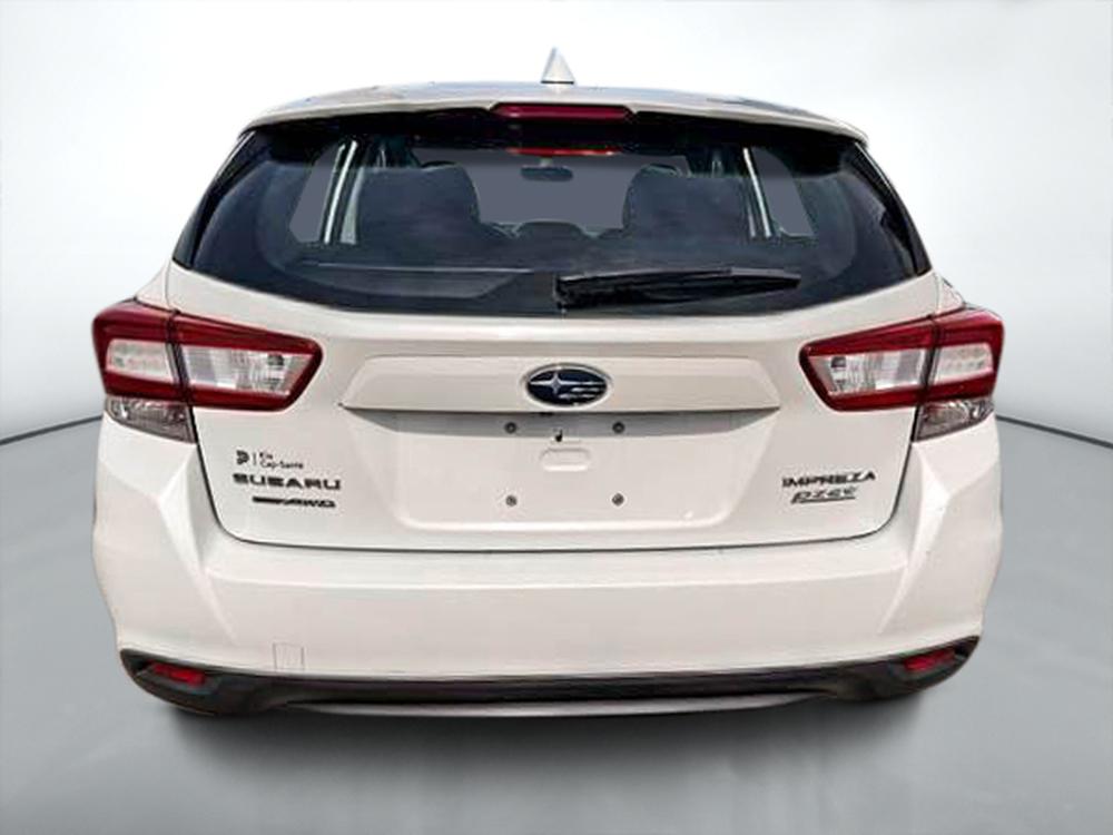 Subaru Impreza 2017 Blanc usage à vendre Subaru Impreza 2017 Blanc usage à vendre
