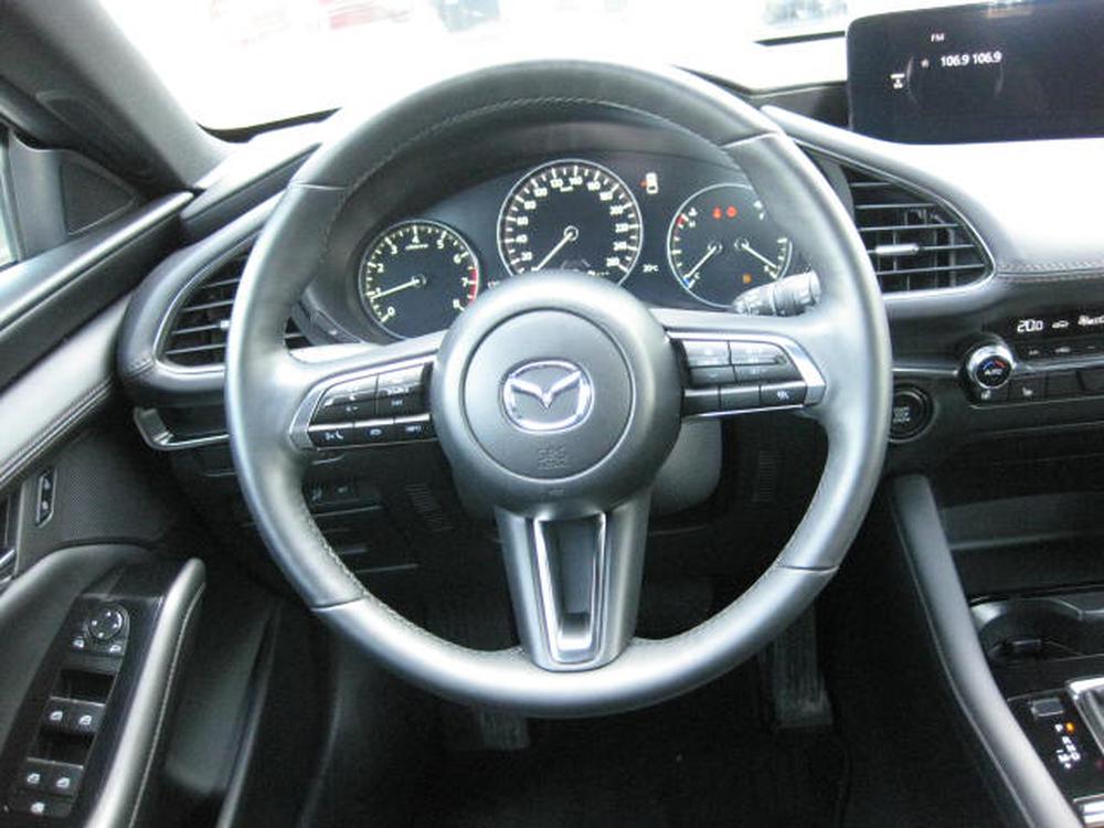 Mazda Mazda3 Sport GS-LUXE 2024 d&rsquo;occasion à vendre - 14