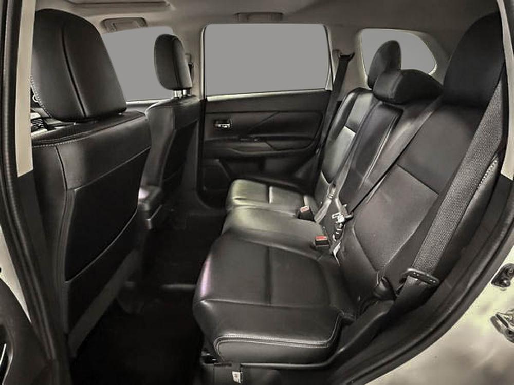 Mitsubishi Outlander GT 2016 d&rsquo;occasion à vendre - 29
