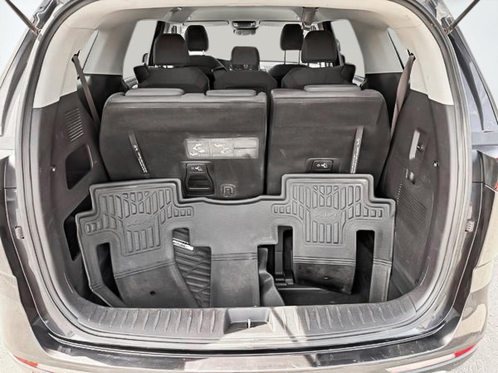Kia Carnival LX 2022 d&rsquo;occasion à vendre - 32