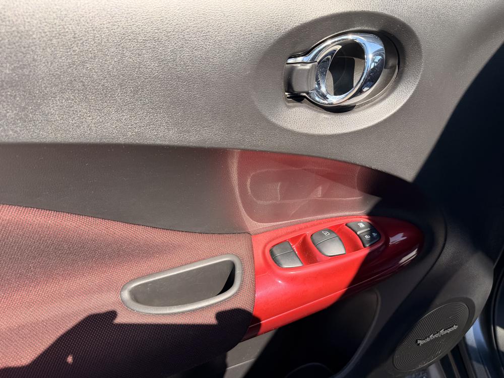Nissan JUKE 2016 Gris usage à vendre Nissan JUKE 2016 Gris usage à vendre