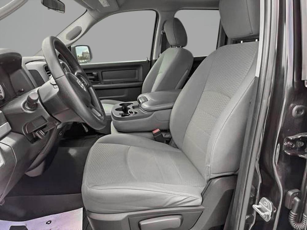 Ram 1500 ST 2017 d&rsquo;occasion à vendre - 16