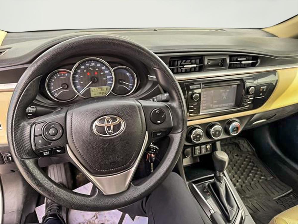 Toyota Corolla CE 2016 d&rsquo;occasion à vendre - 29