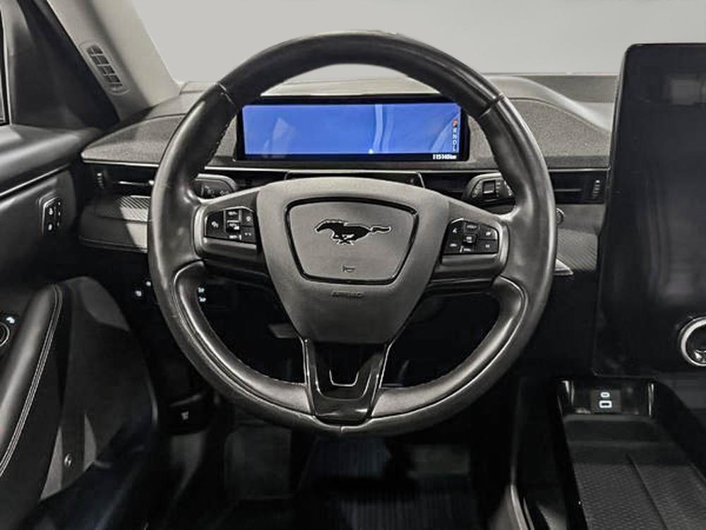 Ford Mustang Mach-E PREMIUM 2021 d&rsquo;occasion à vendre - 18