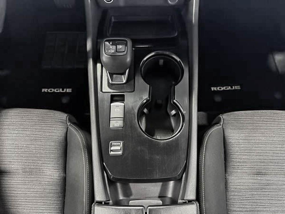 Nissan Rogue 2021 Blanc usage à vendre Nissan Rogue 2021 Blanc usage à vendre