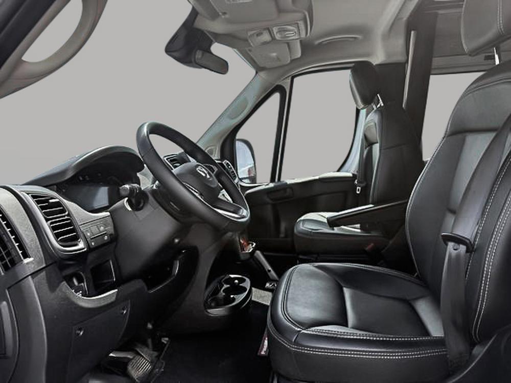 Ram ProMaster fourgonnette utilitaire 2500 SLT 159po VR 2025 d&rsquo;occasion à vendre - 9