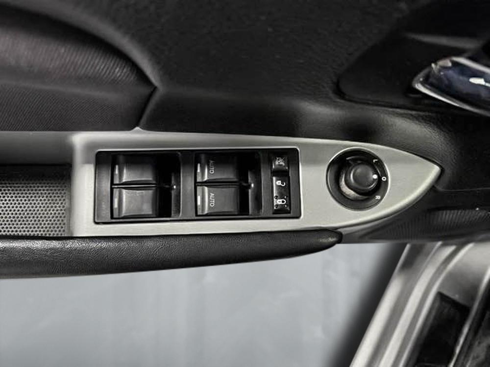 Chrysler 200 Touring convertible 2013 d&rsquo;occasion à vendre - 14
