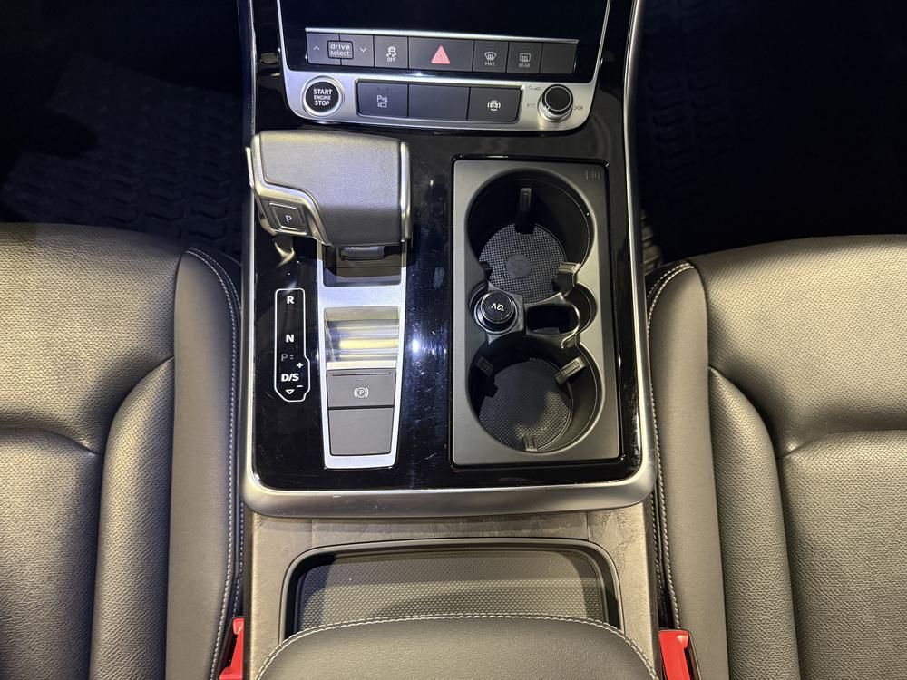 Audi Q8 PROGRESSIV 2023 d&rsquo;occasion à vendre - 29