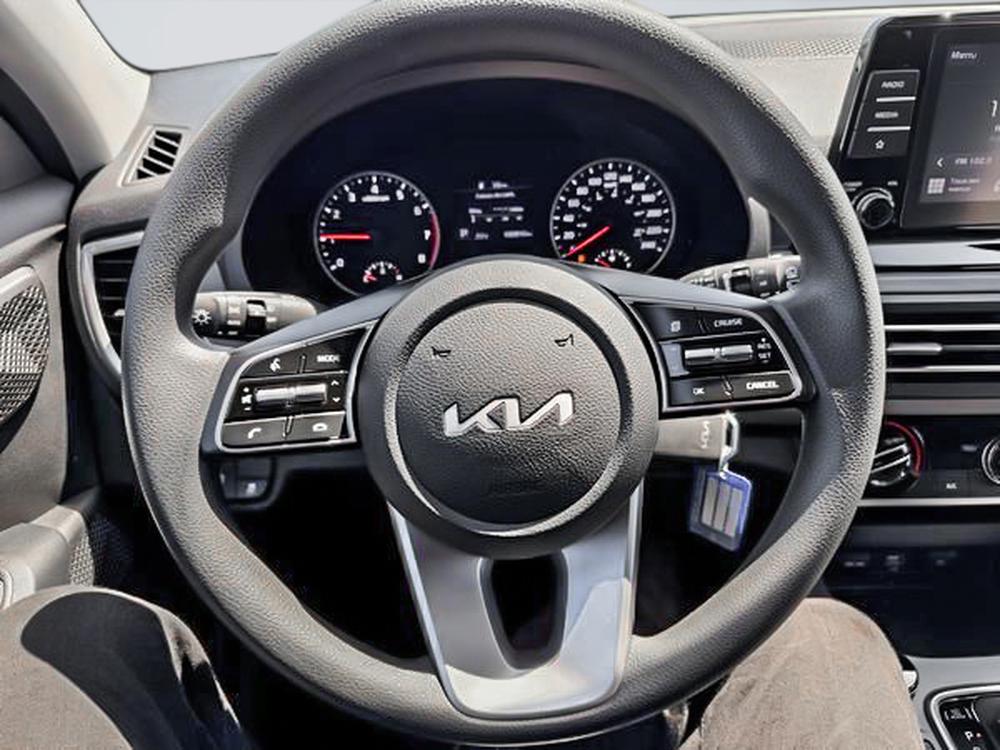Kia Seltos 2023 Orange usage à vendre Kia Seltos 2023 Orange usage à vendre
