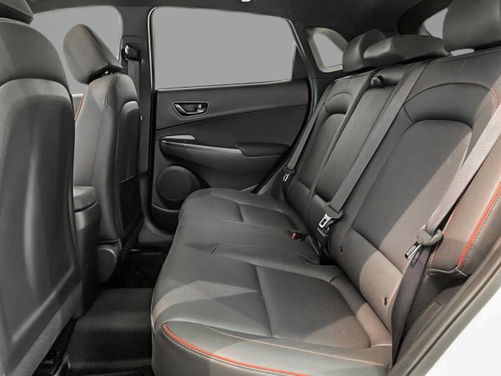 Hyundai Kona 2022 Blanc usage à vendre Hyundai Kona 2022 Blanc usage à vendre