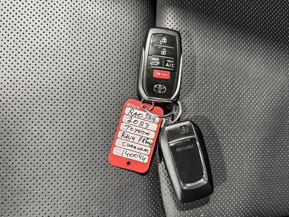 Toyota RAV4 Prime XSE 2023 d&rsquo;occasion à vendre - 35