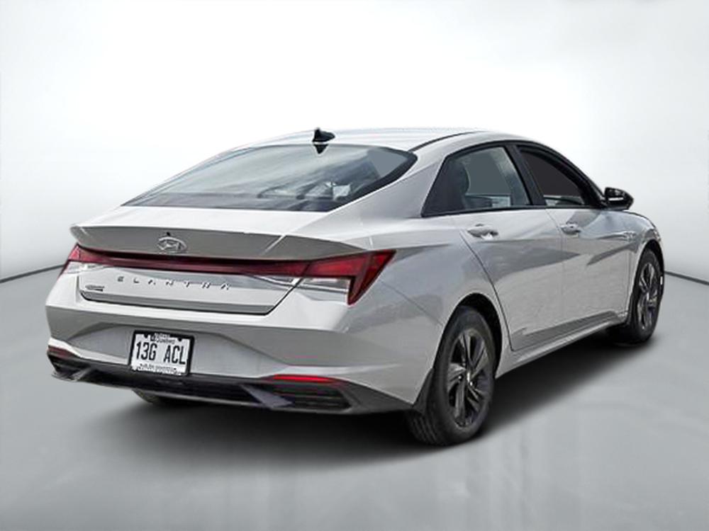 Hyundai Elantra Preferred 2023 d&rsquo;occasion à vendre - 3