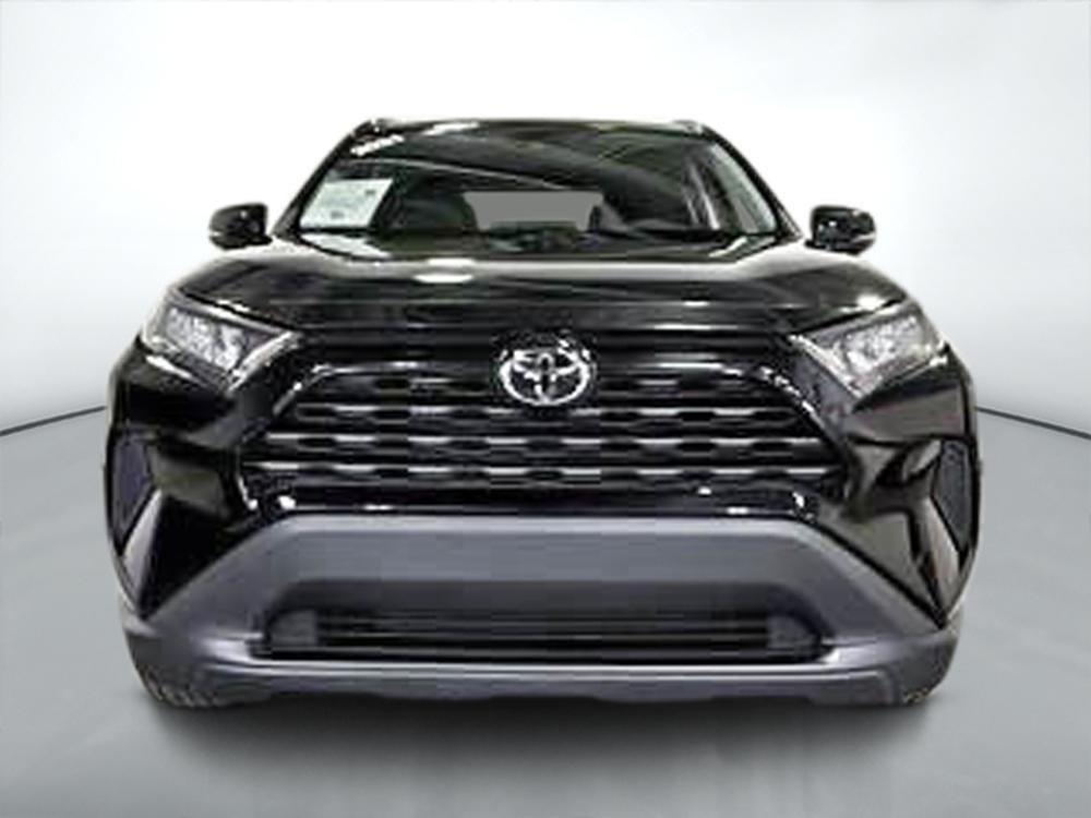 Toyota RAV4 LE 2021 d&rsquo;occasion à vendre - 9