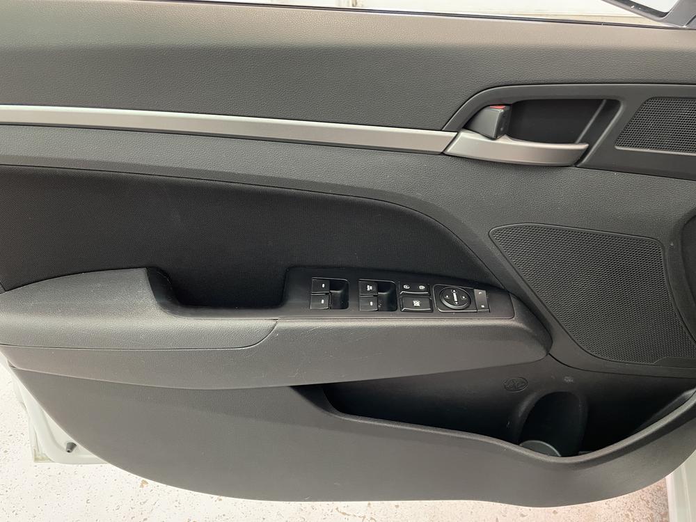 Hyundai Elantra GL 2018 d&rsquo;occasion à vendre - 12