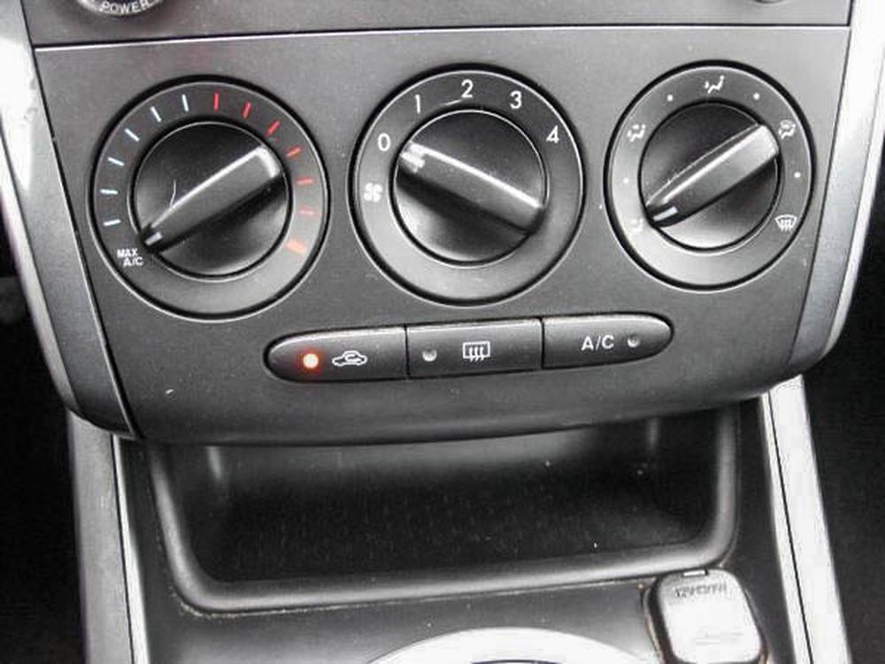 Mazda CX-7 GS 2011 d&rsquo;occasion à vendre - 21