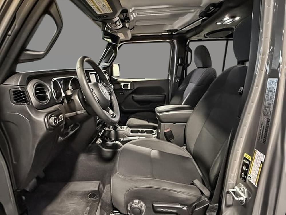 Jeep Wrangler SPORT 2023 d&rsquo;occasion à vendre - 14