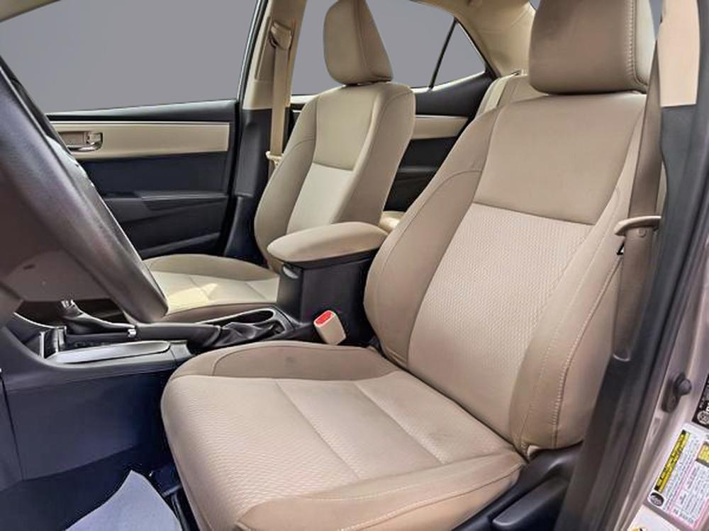 Toyota Corolla CE 2016 d&rsquo;occasion à vendre - 16