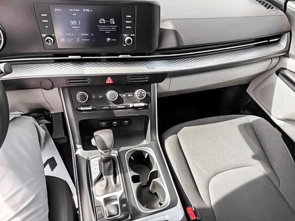 Kia Carnival LX 2022 d&rsquo;occasion à vendre - 28