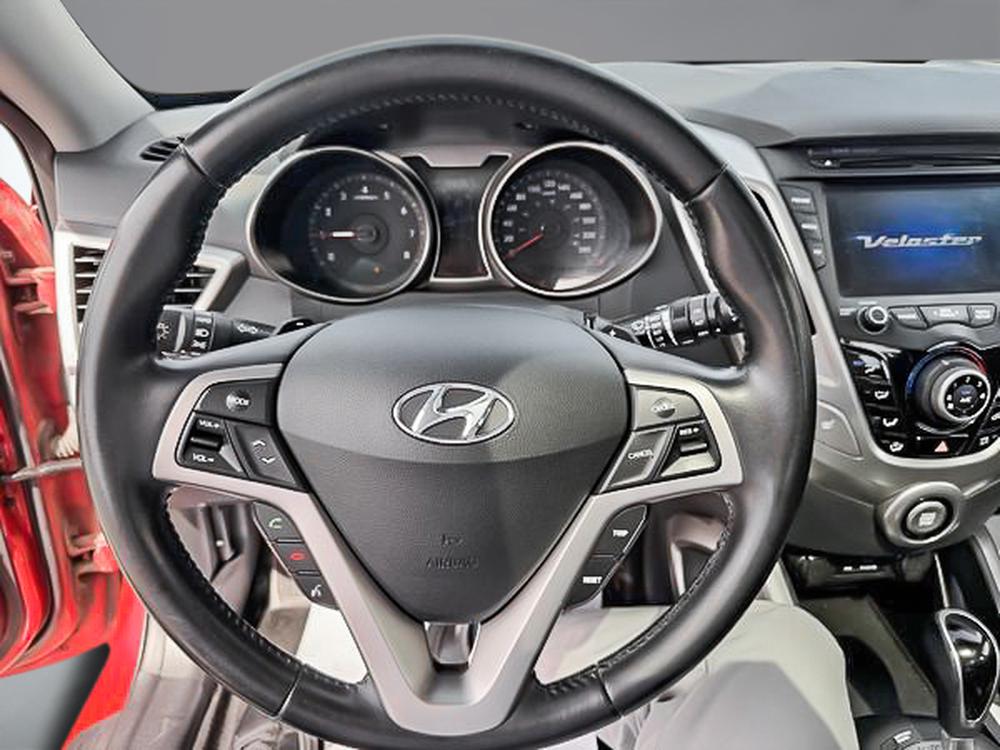 Hyundai Veloster BASE 2013 d&rsquo;occasion à vendre - 22