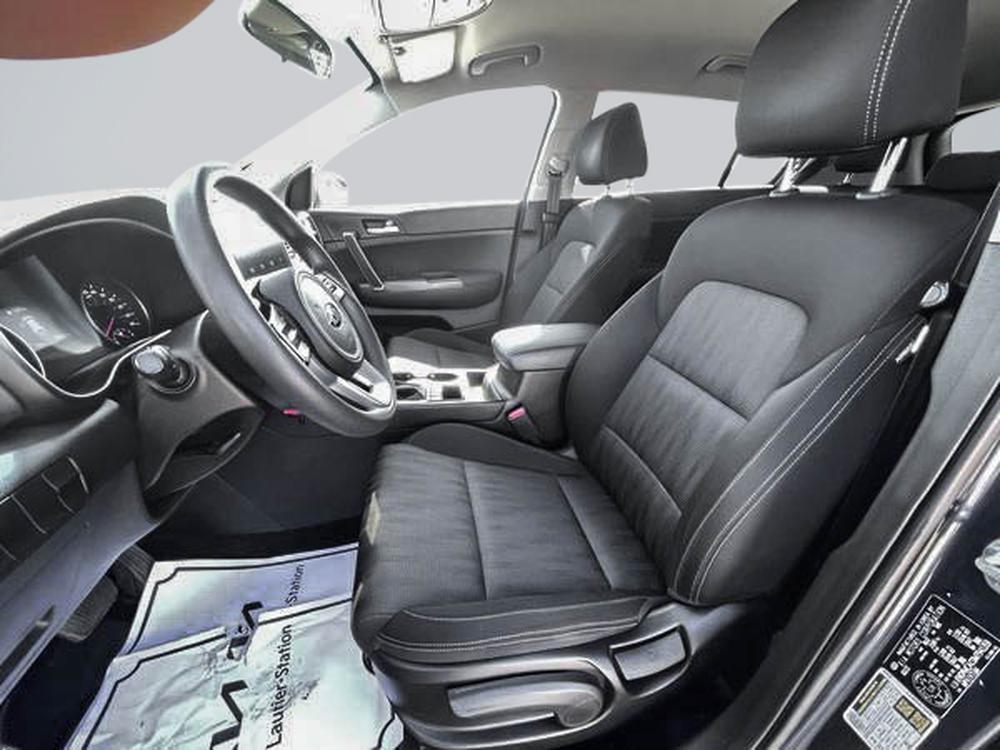 Kia Sportage LX 2021 d&rsquo;occasion à vendre - 13