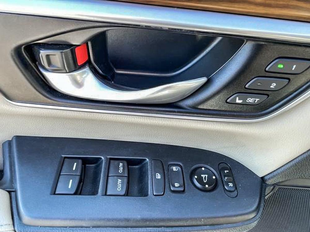 Honda CR-V Touring 2018 d&rsquo;occasion à vendre - 11