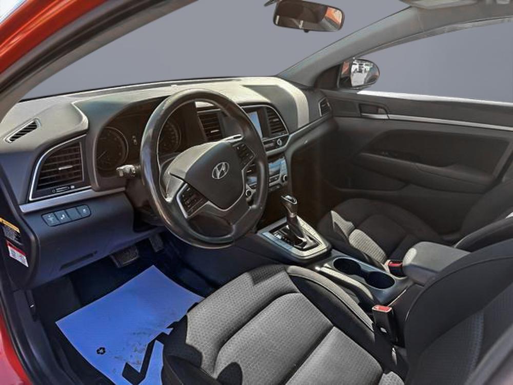 Hyundai Elantra GLS 2017 d&rsquo;occasion à vendre - 18