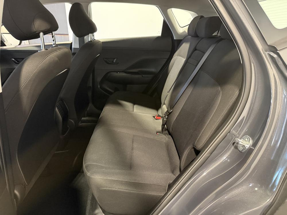 Hyundai Kona 2.0L ESSENTIAL AWD 2024 d&rsquo;occasion à vendre - 29
