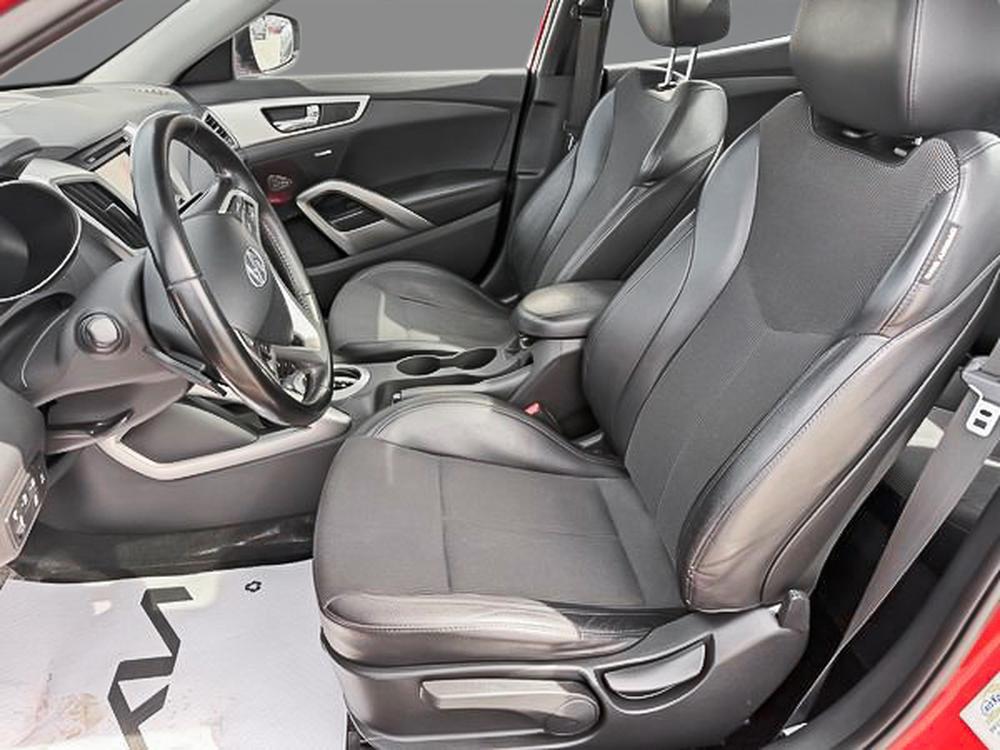 Hyundai Veloster BASE 2013 d&rsquo;occasion à vendre - 17