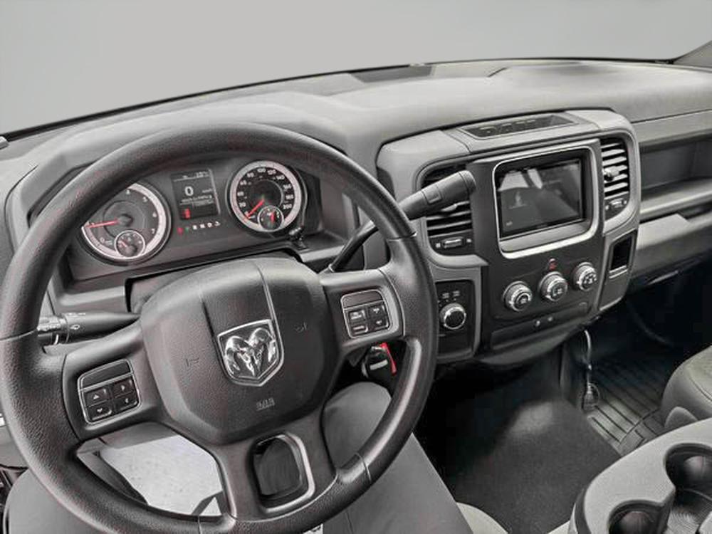 Ram 1500 ST 2017 d&rsquo;occasion à vendre - 26