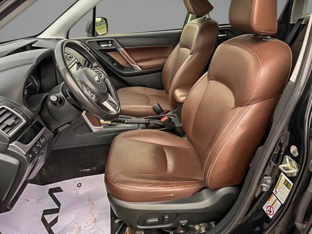 Subaru Forester LIMITED 2017 d&rsquo;occasion à vendre - 16