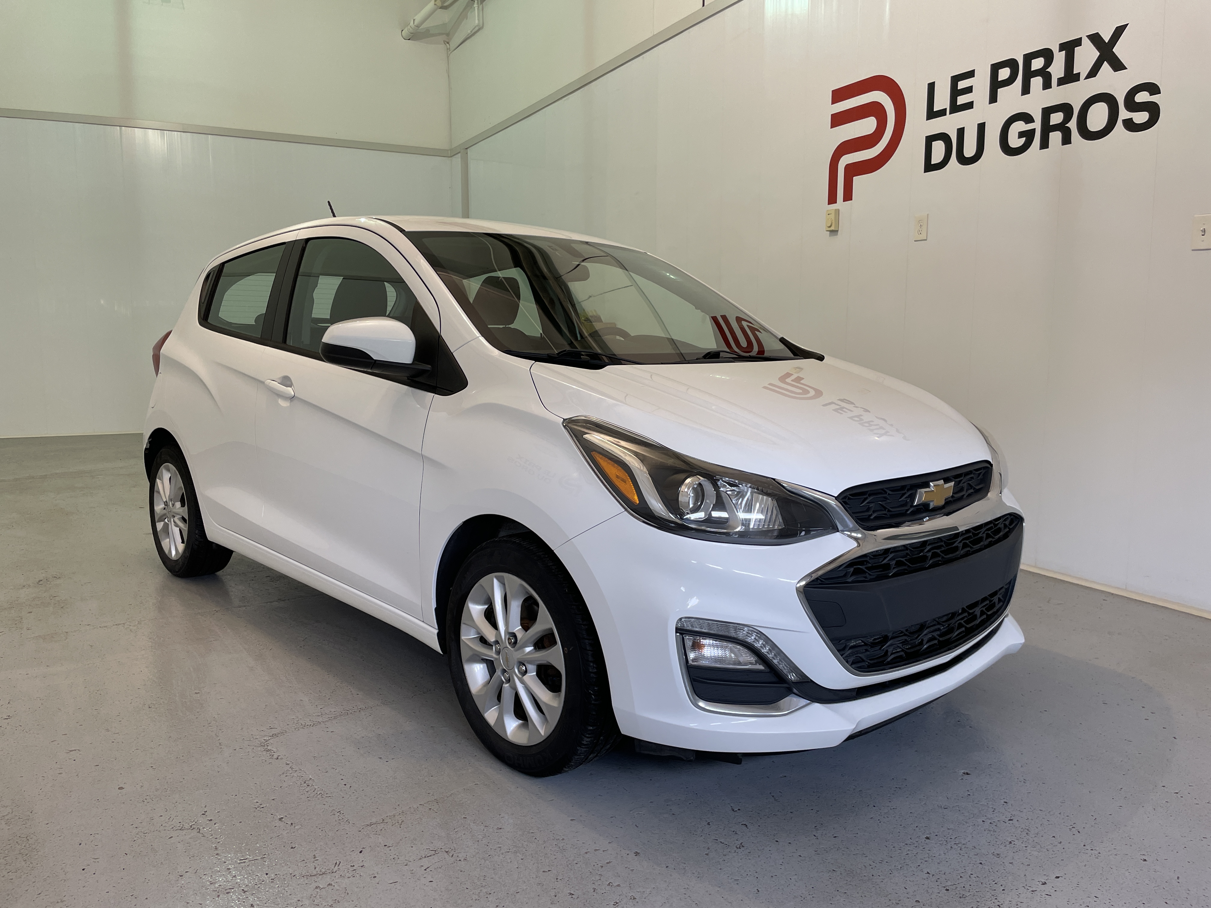 White 2020 Chevrolet Spark 1LT FWD Hatchback Front-Wheel Drive Automatic