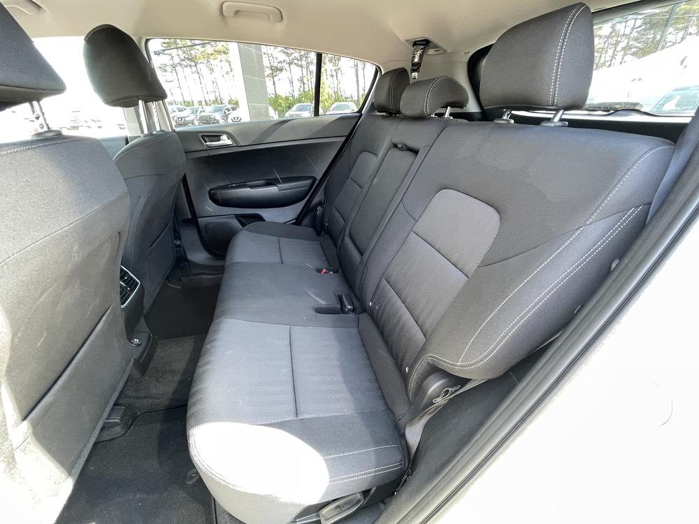 Kia Sportage 2021 Blanc usage à vendre Kia Sportage 2021 Blanc usage à vendre