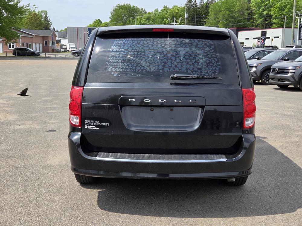 Dodge Grand Caravan SE 2015 d&rsquo;occasion à vendre - 4