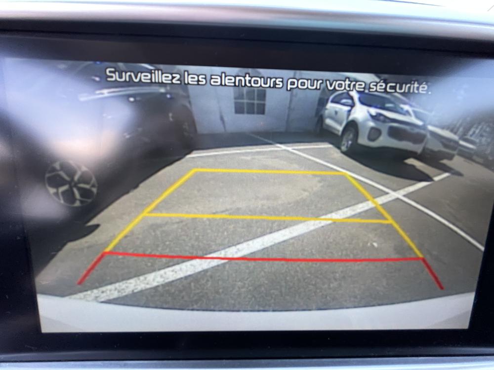 Kia Sportage 2021 Blanc usage à vendre Kia Sportage 2021 Blanc usage à vendre