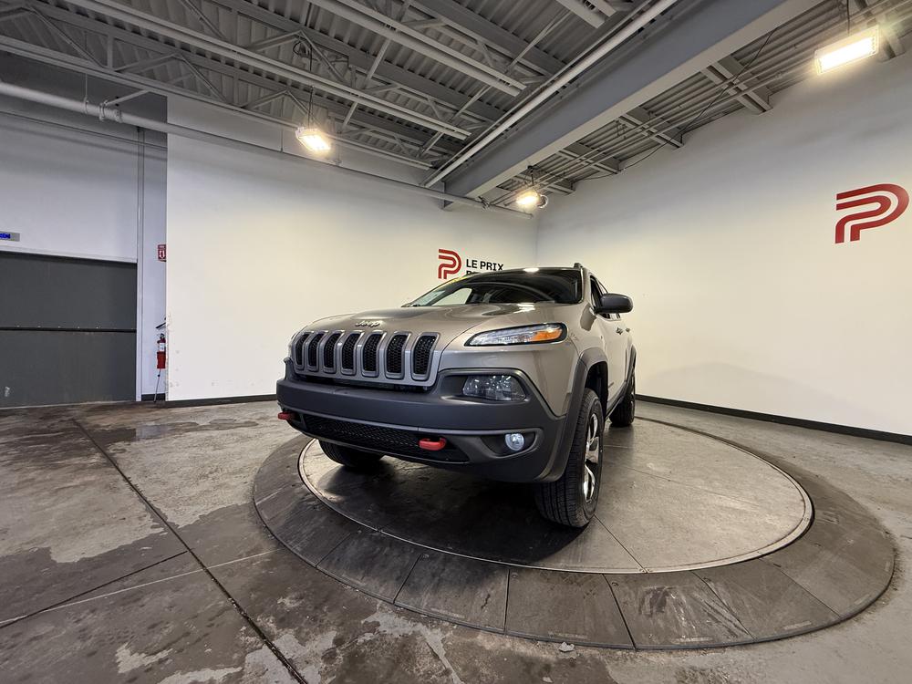 Jeep Cherokee 2017 Gris usage à vendre Jeep Cherokee 2017 Gris usage à vendre