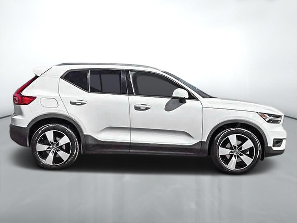 Volvo XC40 T5 MOMENTUM AWD 2020 d&rsquo;occasion à vendre - 4