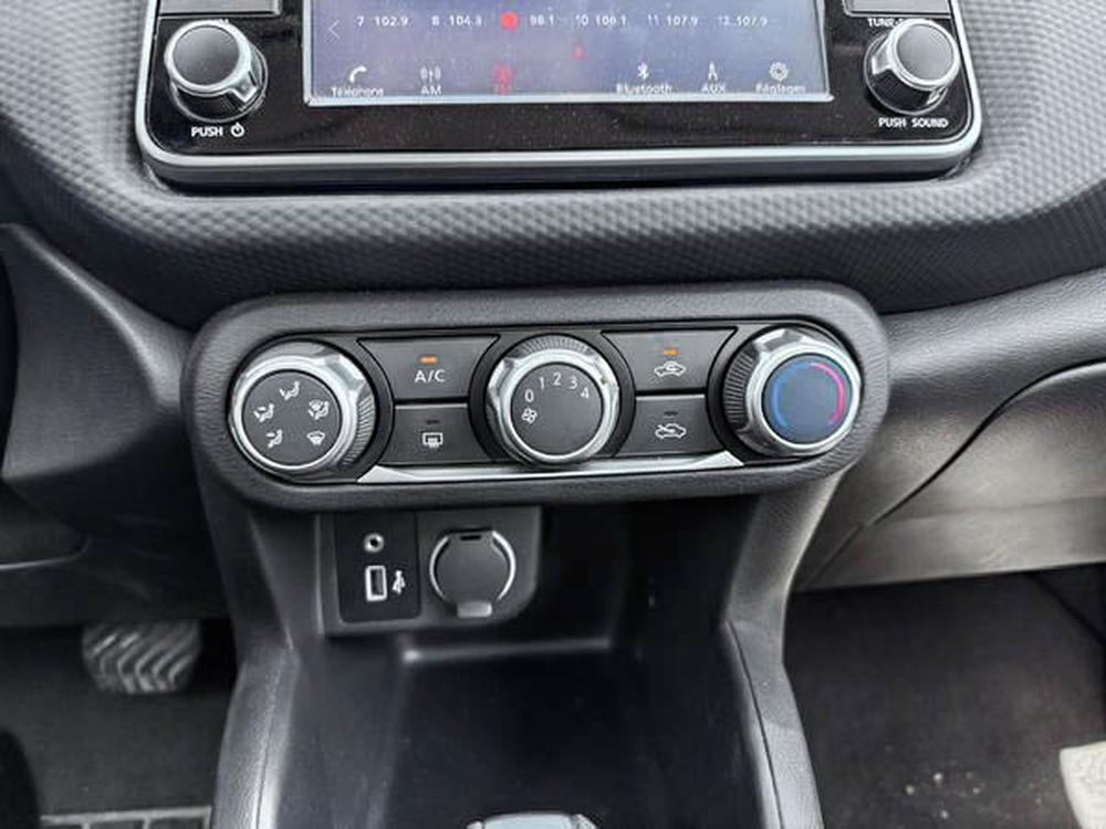 Nissan Kicks 2023 Blanc usage à vendre Nissan Kicks 2023 Blanc usage à vendre