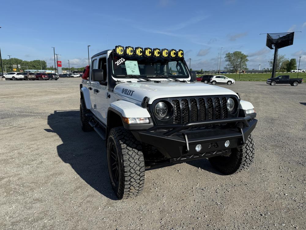 Jeep Gladiator SPORT S ALTITUDE