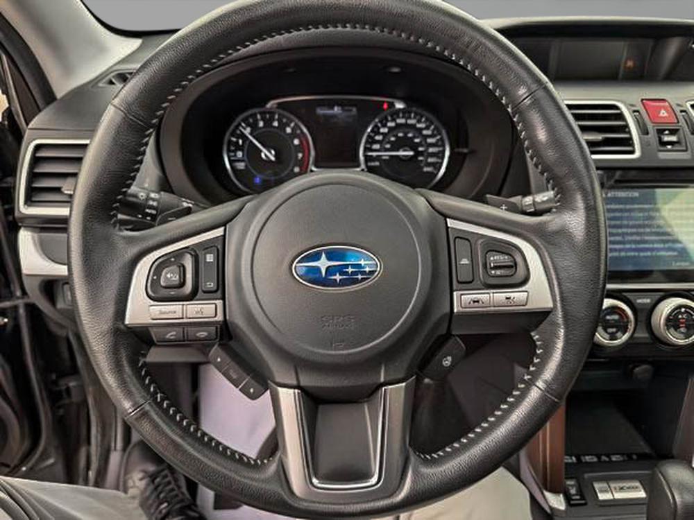 Subaru Forester LIMITED 2017 d&rsquo;occasion à vendre - 21