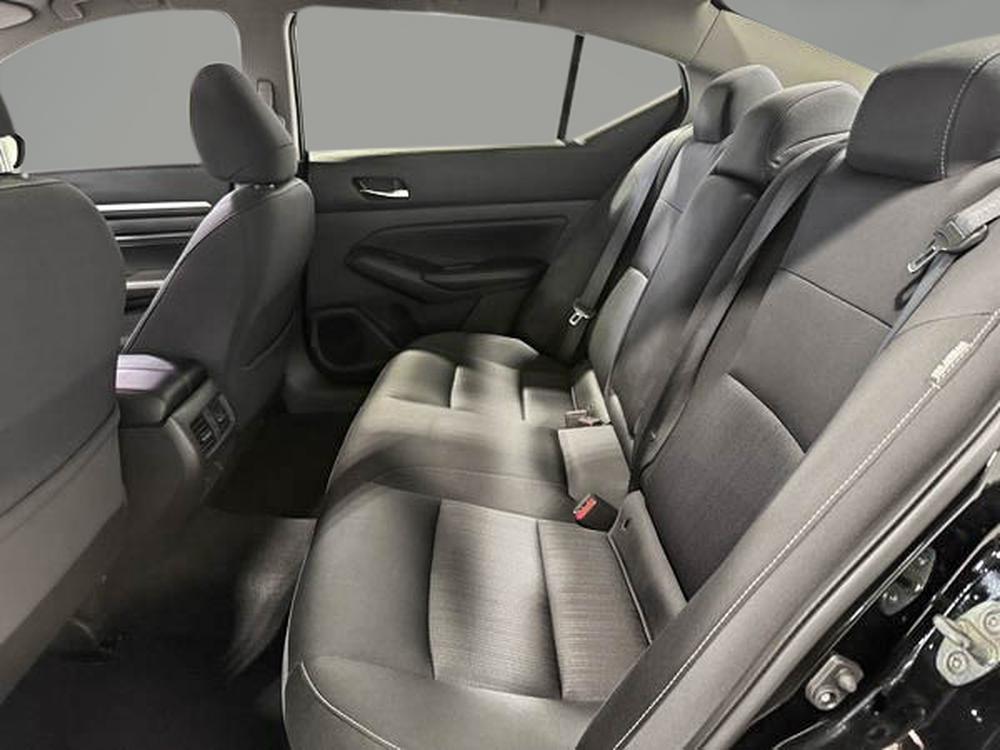 Nissan Altima SV 2019 d&rsquo;occasion à vendre - 32