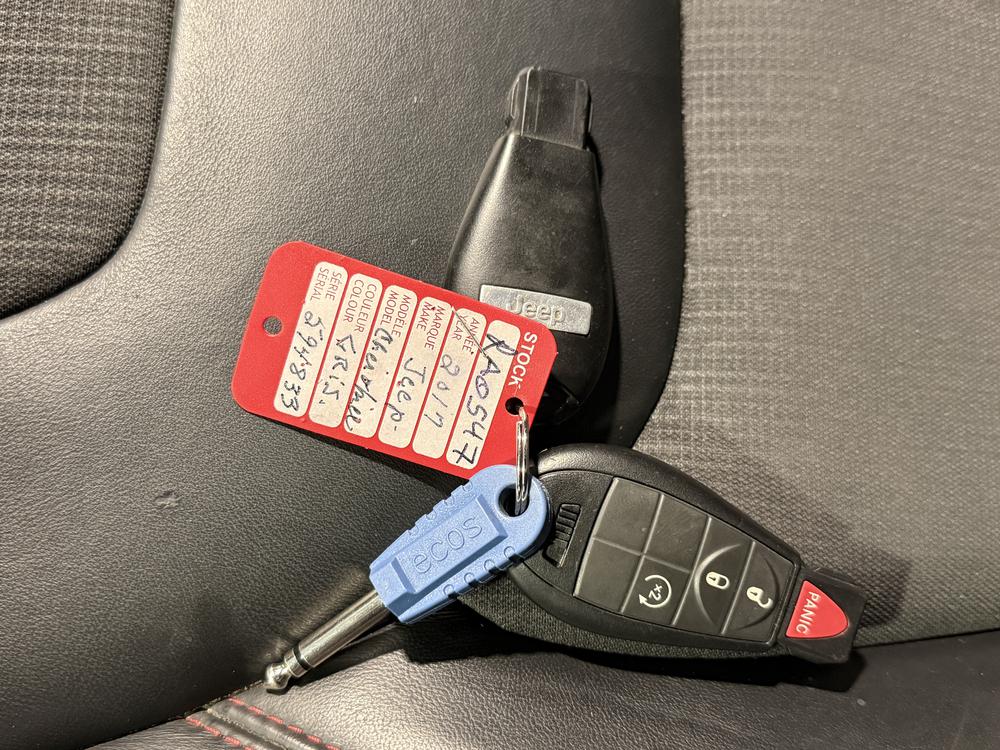 Jeep Cherokee 2017 Gris usage à vendre Jeep Cherokee 2017 Gris usage à vendre