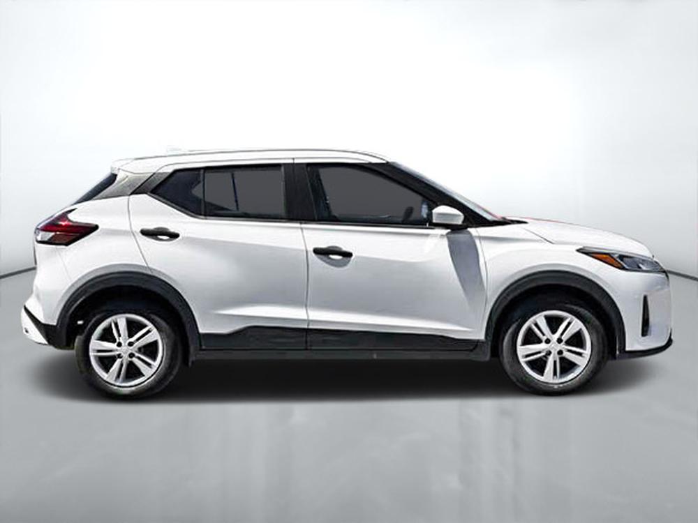 Nissan Kicks 2023 Blanc usage à vendre Nissan Kicks 2023 Blanc usage à vendre