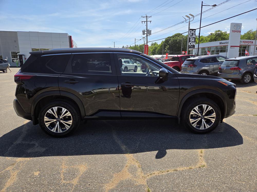 Nissan Rogue SV 2022 d&rsquo;occasion à vendre - 2