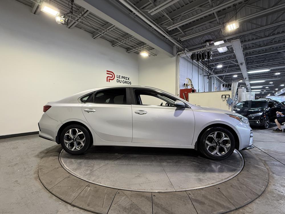 Kia Forte EX 2019 d&rsquo;occasion à vendre - 2